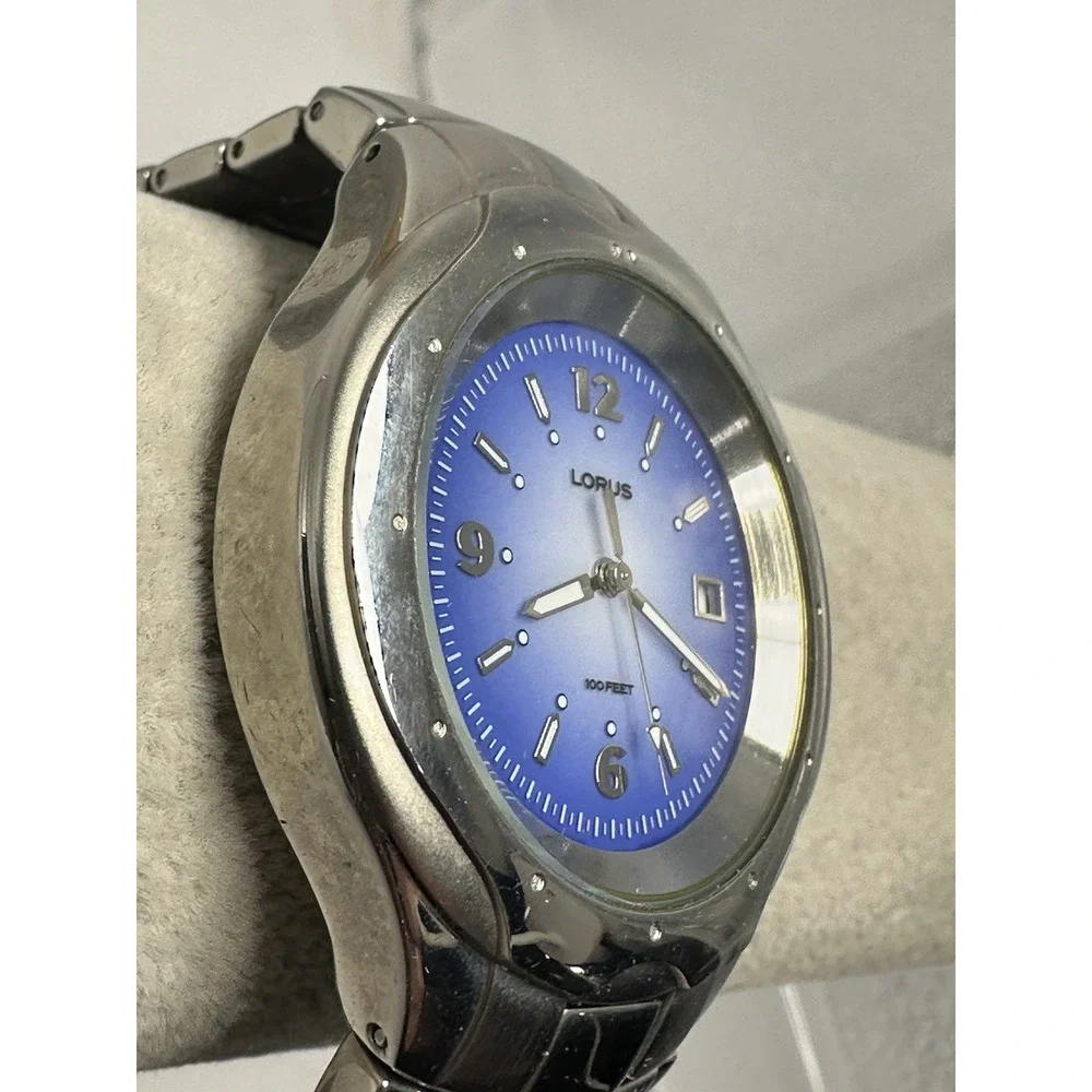 Lorus LR0942 New Battery Mens Watch Rare‎ 42MM 6.5